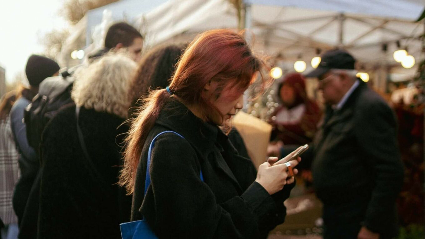 “Candid” Photography Exhibition